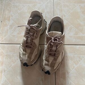 New Balance Beige Women's Sneakers